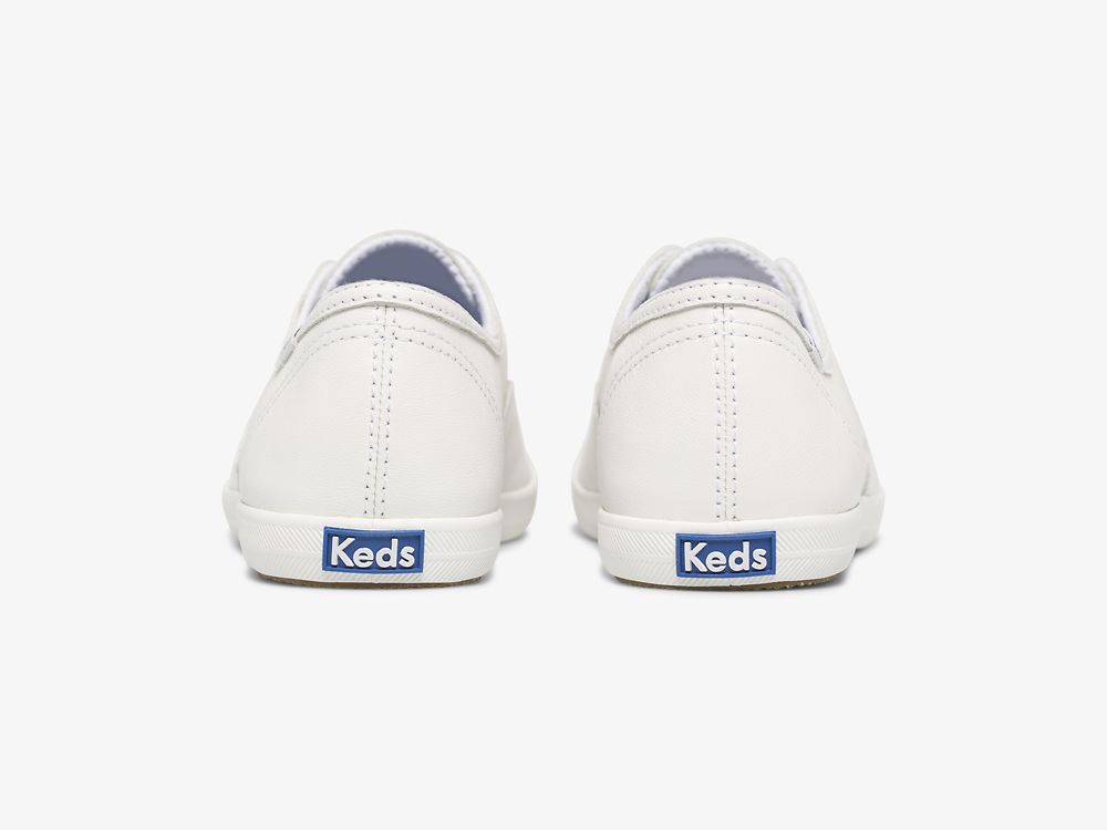 Keds Chillax Nahkaiset Naisten SlipOnTennarit Valkoinen | FI-78505